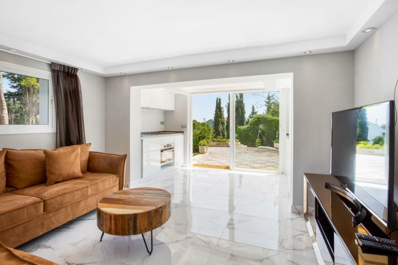 Luxury Villa Marbella With Nice Garden, Pool And Jacuzzi By Varenso Holidays Exteriér fotografie